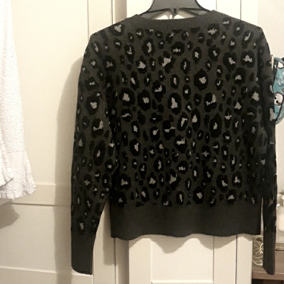Lucky Brand Animal Print Sweater Cheetah Leopard Small - Picture 7 of 12